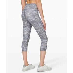 Lululemon Wunder Under Crop (High-Rise) *Full-On Luxtreme 21" Size 4 Gray